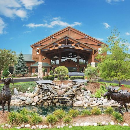 Tundra Lodge Resort - Waterpark & Conference Center خليج مورو المظهر الخارجي الصورة